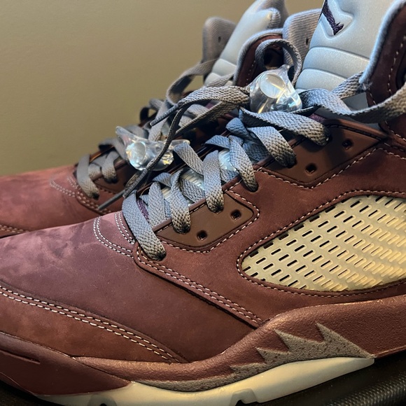 Air Jordan 5 Retro “Bordeaux”
